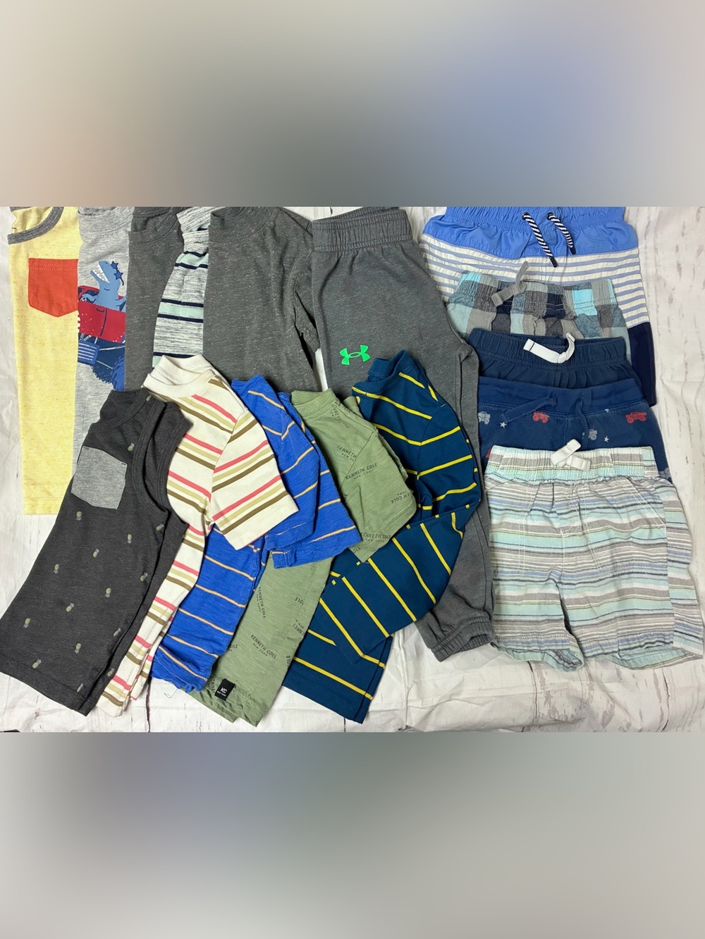 Boys Size 4T Clothing Bundle